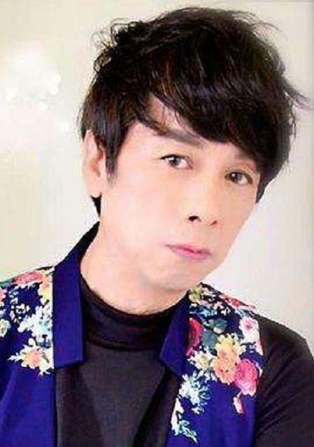 相声演员宋少卿第5次酒驾被捕,深夜撞车画面曝光,遭众星怒批