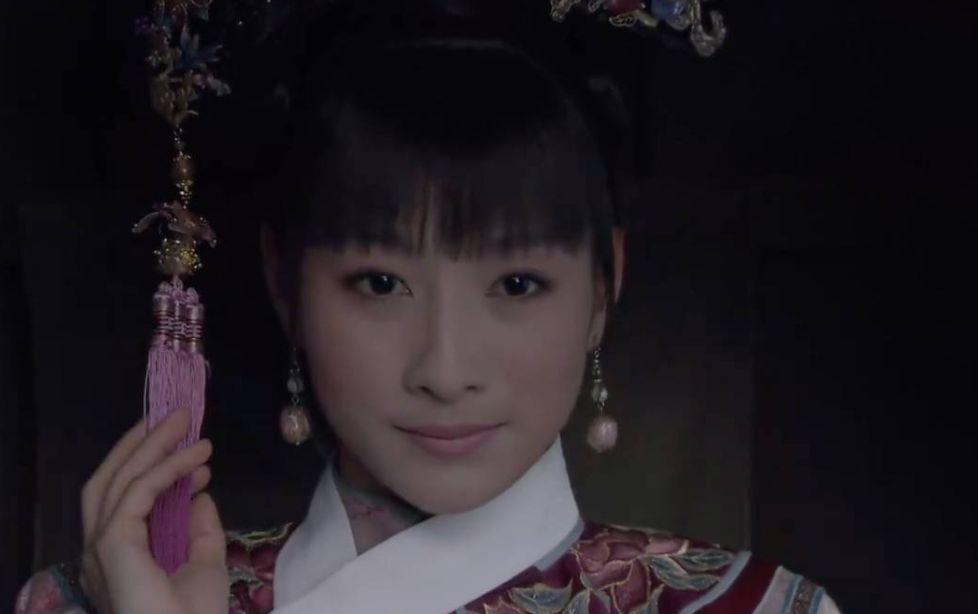 甄嬛传:难怪安陵容一生未孕,看她在甄府时,甄珩做了啥恶心事?