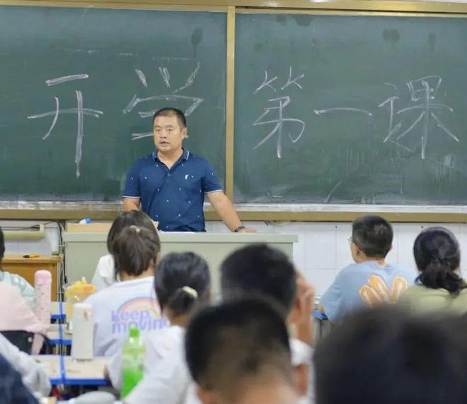 寿光市圣都中学图片