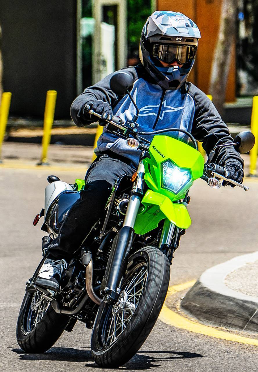 川崎klx230sm入门滑胎车上市,售价39900元