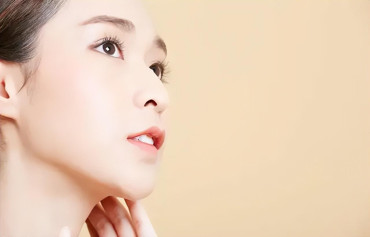 所有女性看过来!每天做5件小事,让皮肤变得细腻又光滑