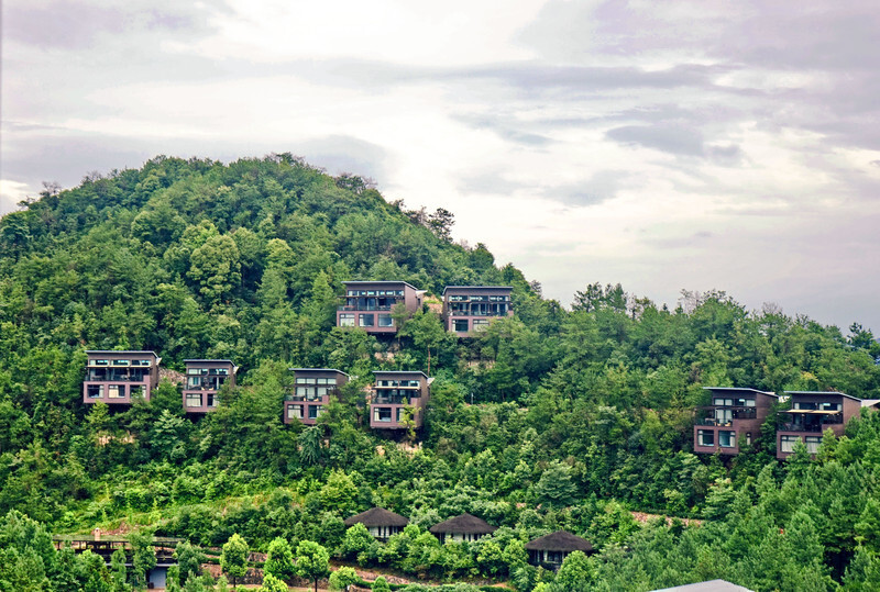 40度的天气怎么能不选择一处风景胜地去避暑呢?