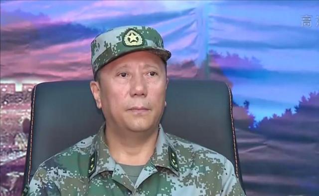 父亲是国防部长,儿子是中将,一个上甘岭名震世界,一个除暴安良