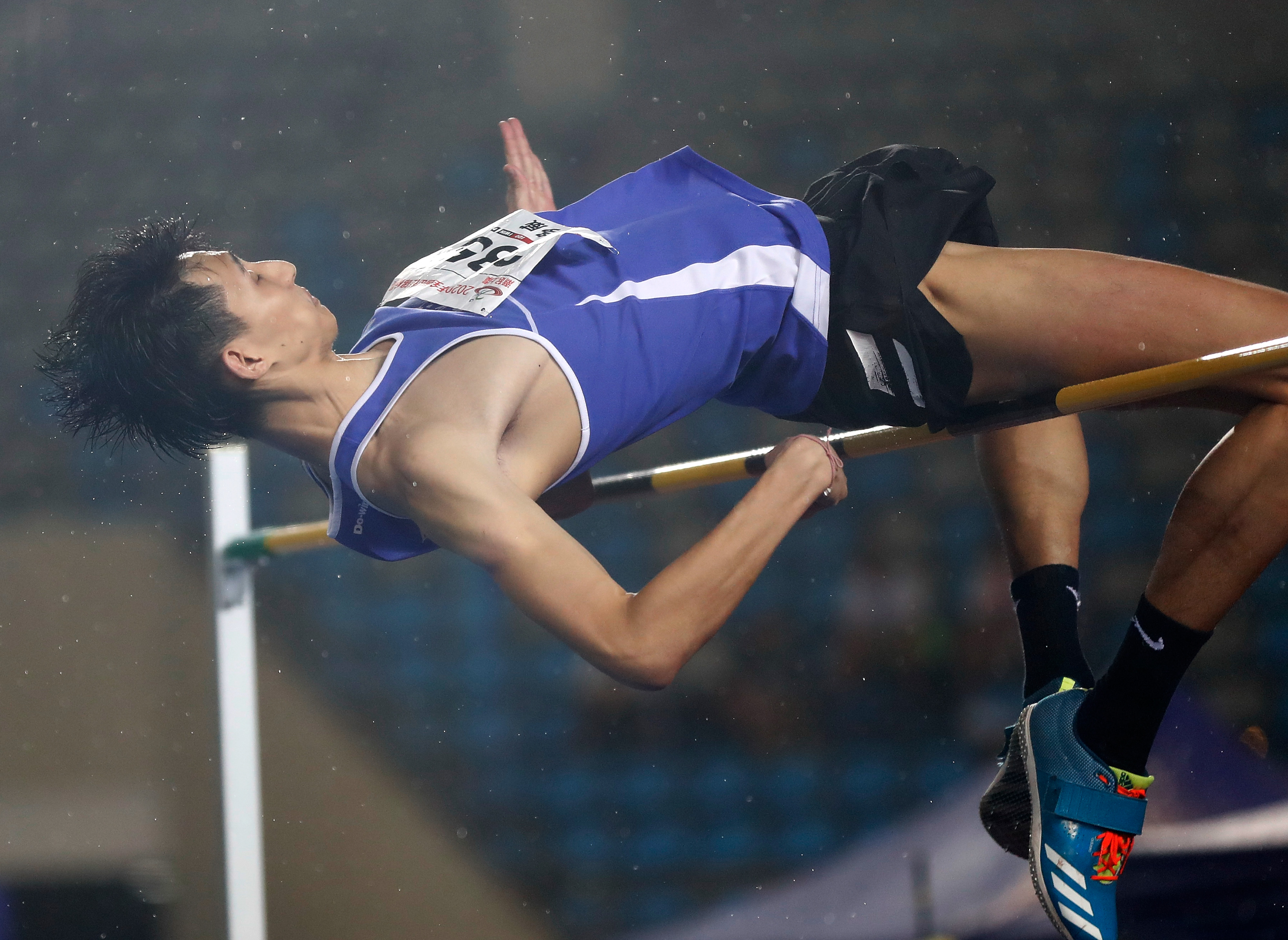 田径——全国锦标赛:男子跳高决赛赛况