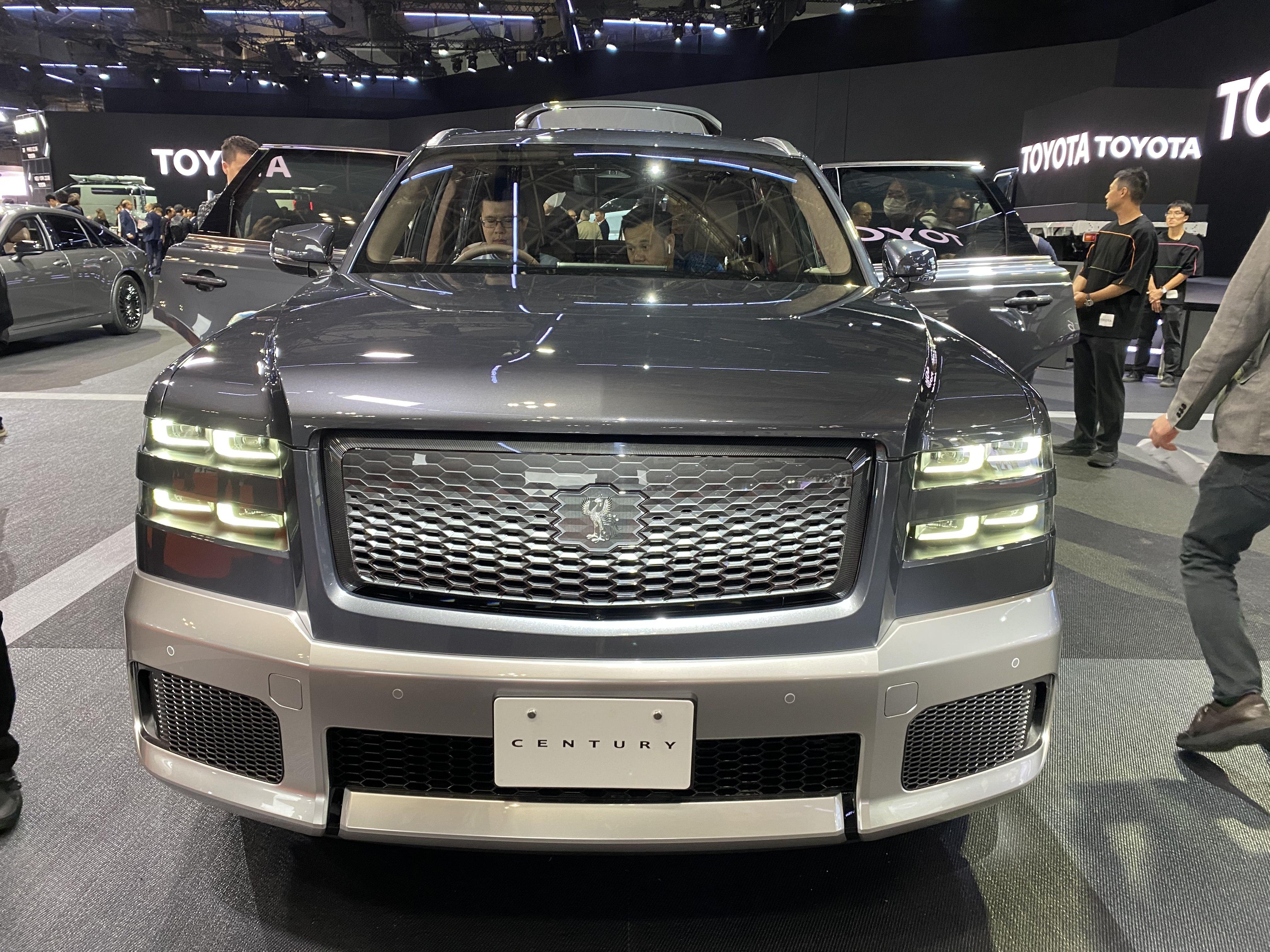 丰田版"库里南"?世纪suv实车亮相,车长超5米2,主打奢华市场