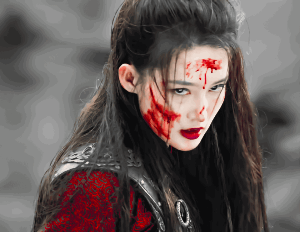 女星战损妆又美又惨!赵丽颖,热巴,李沁,这几位绝了!