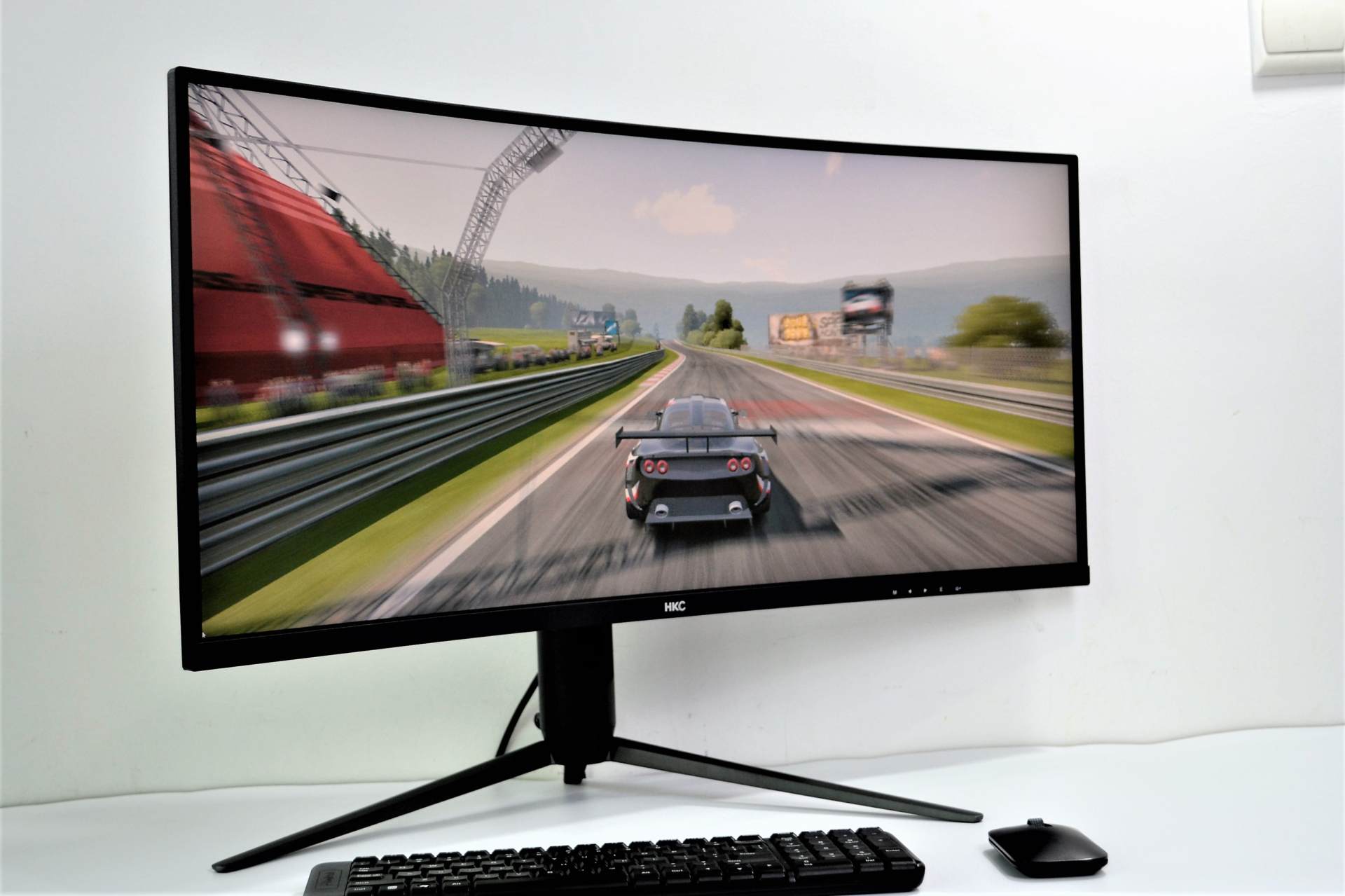 总而言之,想要购置一款好的显示器,hkc的tg34c3u电竞屏在各方面配置