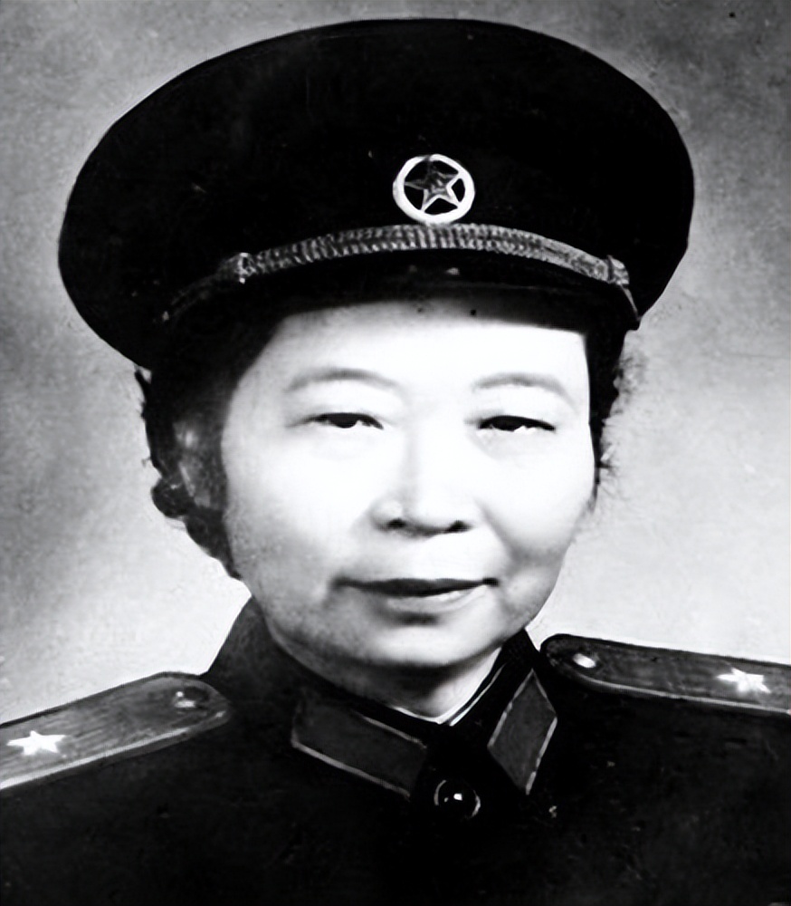 国民党女中将奇俊峰,32岁死于非命,新中国建立后,我党为其伸冤