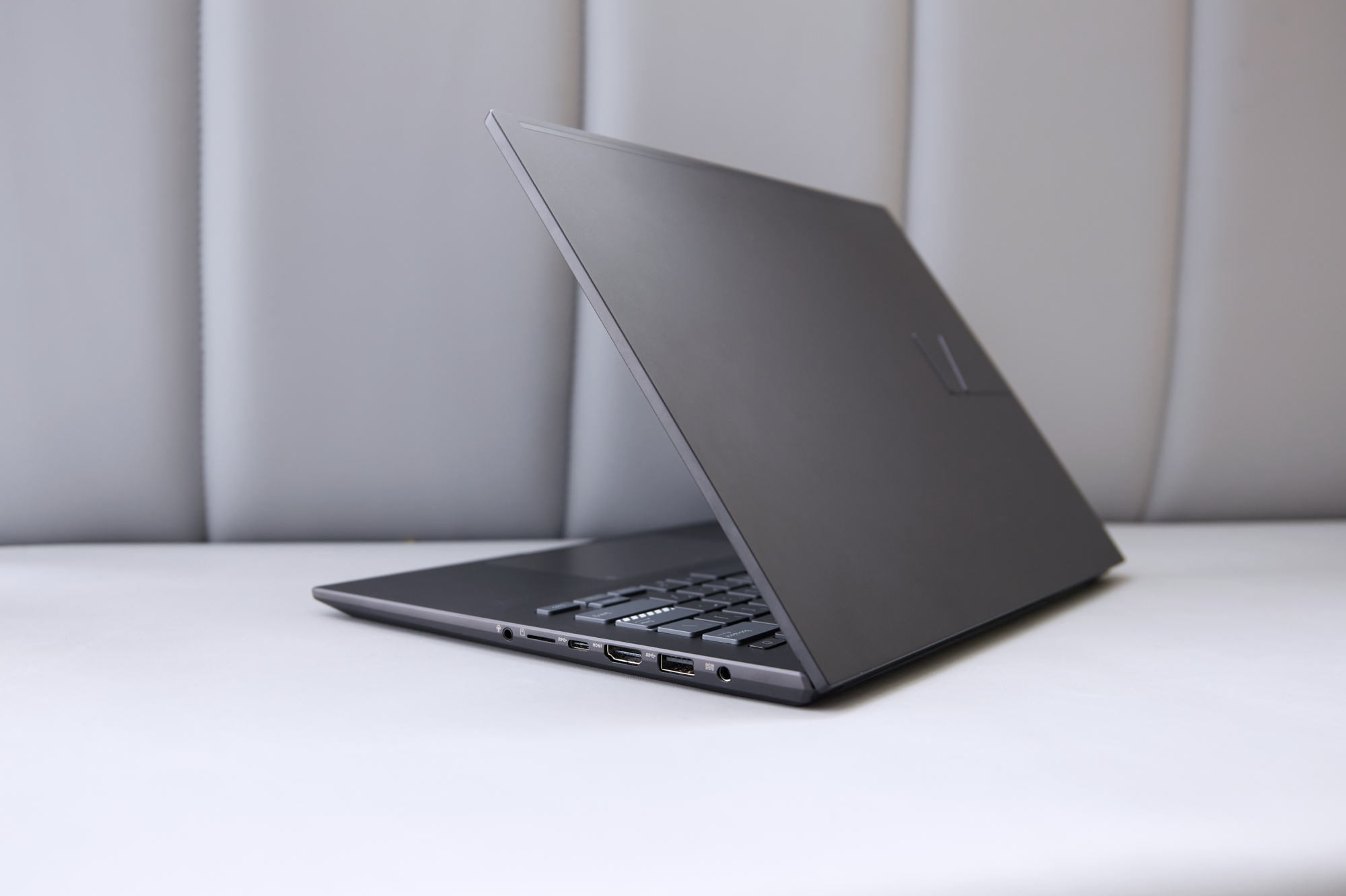 还说买新不买旧?618大促下,yoga14s和灵耀pro14谁更值得入手?