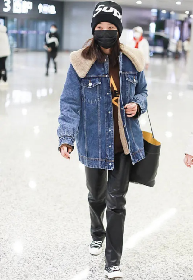 女明星这几套机场穿搭,又潮又暖也太会穿了!