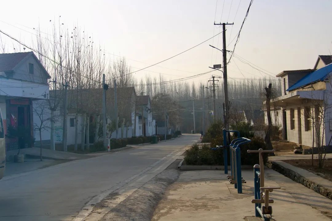 化马湾乡召开1月份人居环境整治现场观摩会