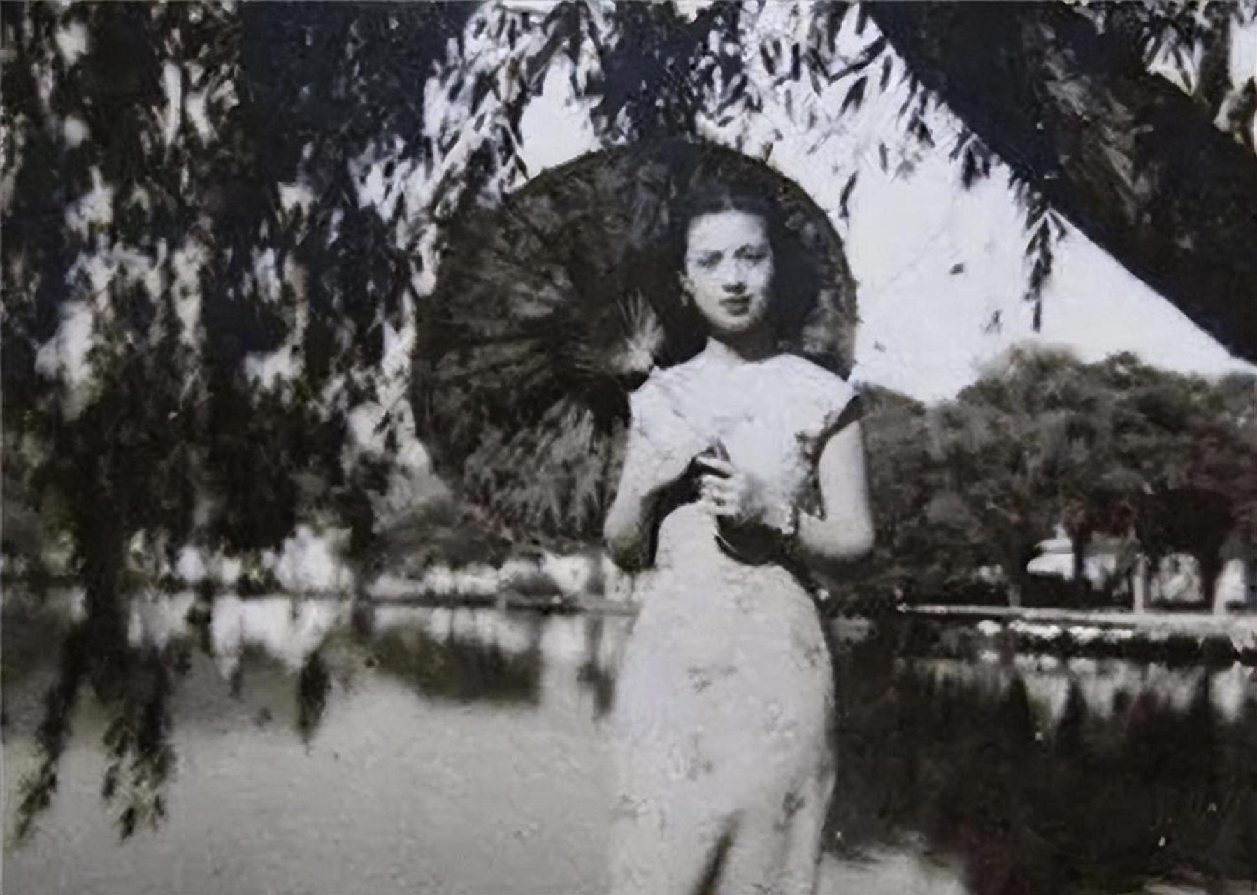 任芷芳,民国时期上海的一位传奇女性,曾被誉为"上海滩第一美人".