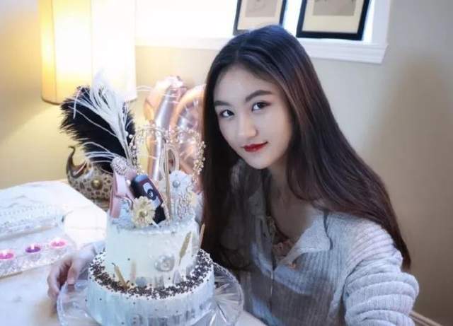 有种"长残"叫陆子艺:六岁上春晚,长大后过气,如今过得如何?