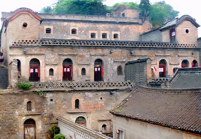 河南巩义,康百万庄园规模宏大,雪花洞张祜庄园雄伟典雅