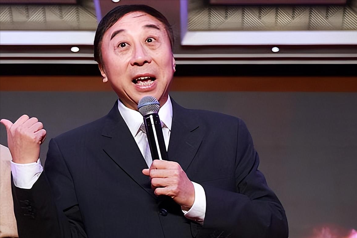 合作冯巩爆火如今狱中苦守曾是百万骗财奸雄