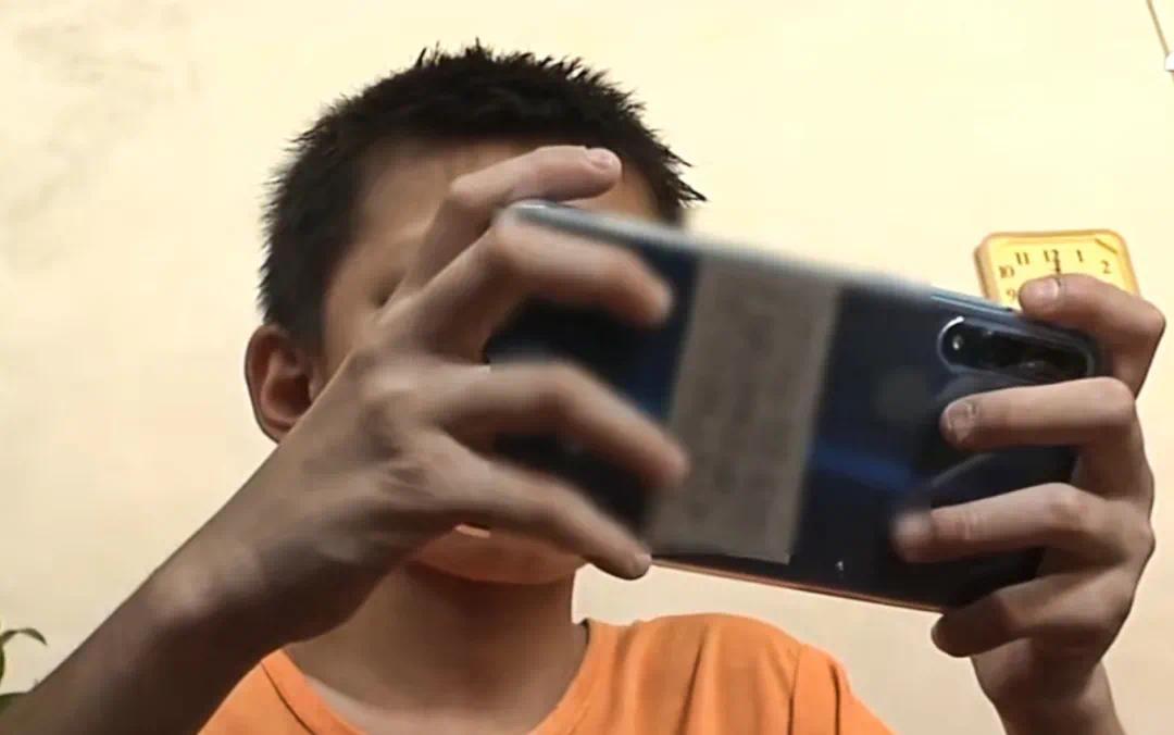 家长要警惕孩子表现出这两种特征,可能是心理不健康的表现