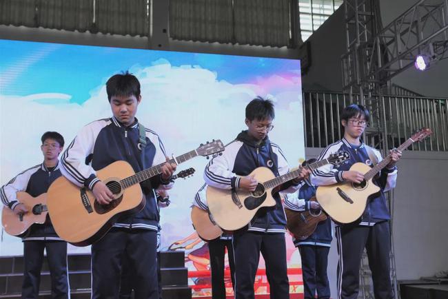 「小海中学」南通市小海中学校园文化艺术节闭幕式暨元旦文艺汇演