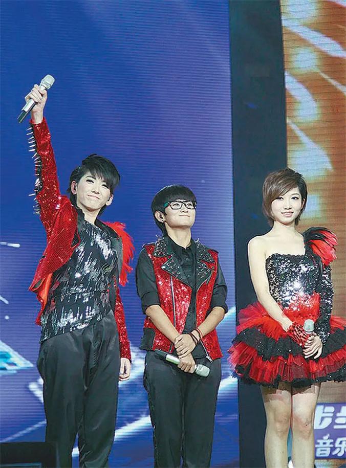 超级女声6位冠军现状:有人火爆全国,有人甚至落魄到开出租车