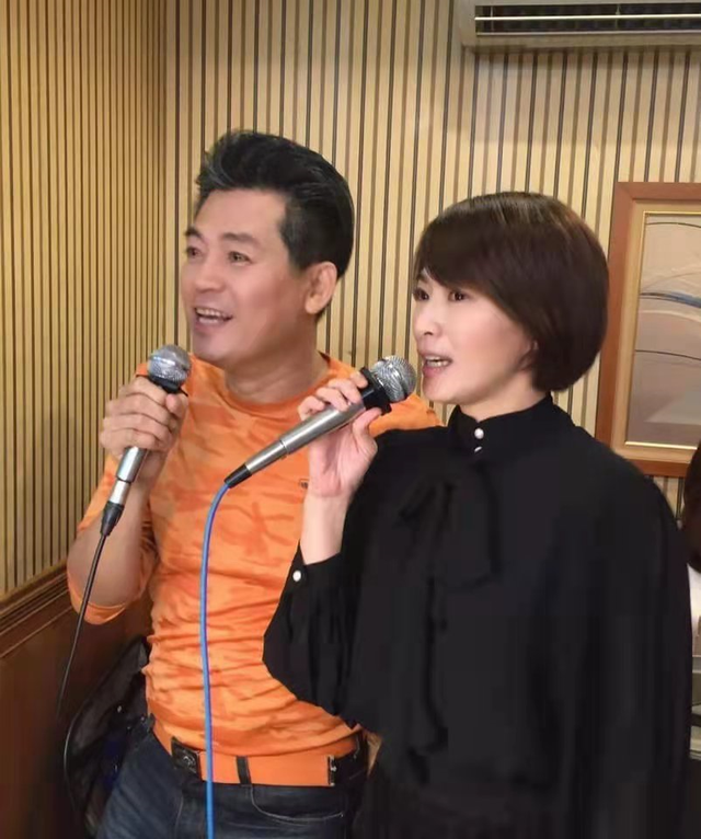 44岁侯怡君求子又失败,3年取卵近20次,嫁66岁老公还遭小三插足