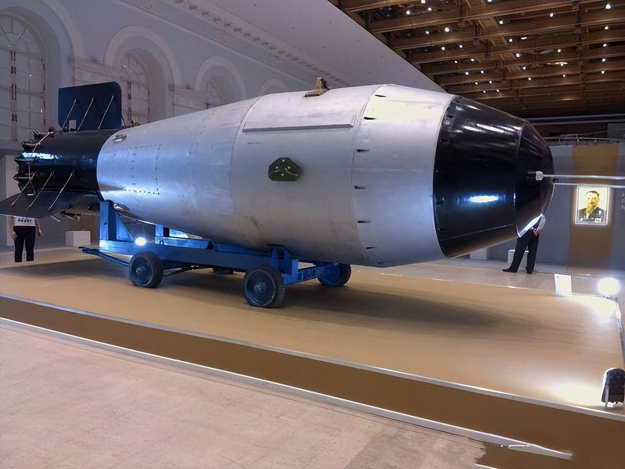 世界上最大当量的核弹—大伊万(沙皇炸弹)