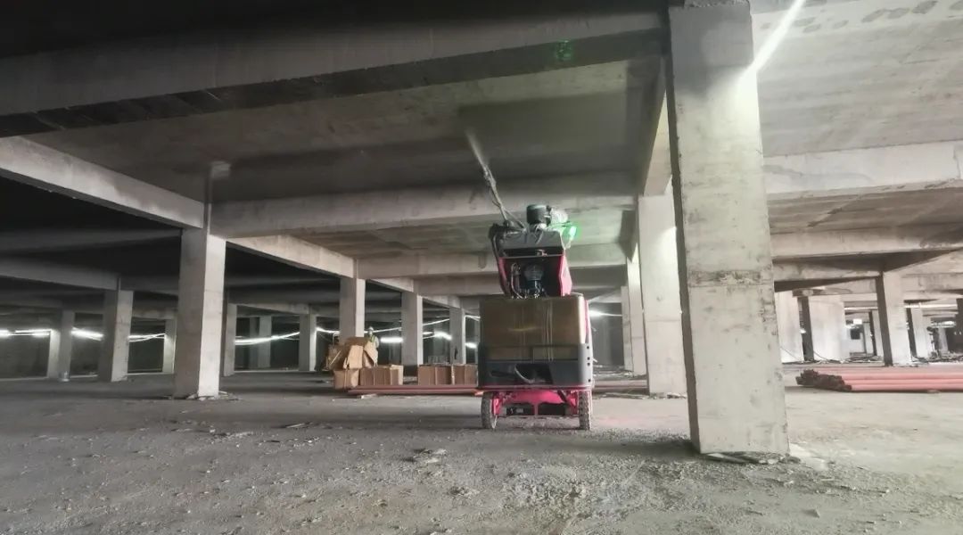 创新实践,行动探索—博智林地下车库喷涂机器人首现广西