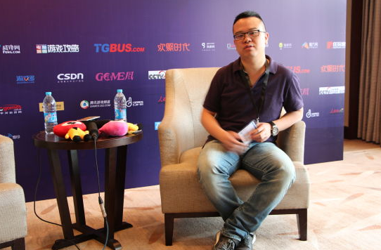 与两位富豪生孩子,靠抚养费成上亿富婆,网红包曼前半生多丰富?