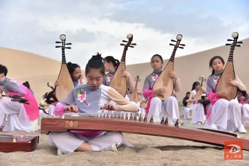 关爱未成年人 敦煌市新时代好少年—康佳怡