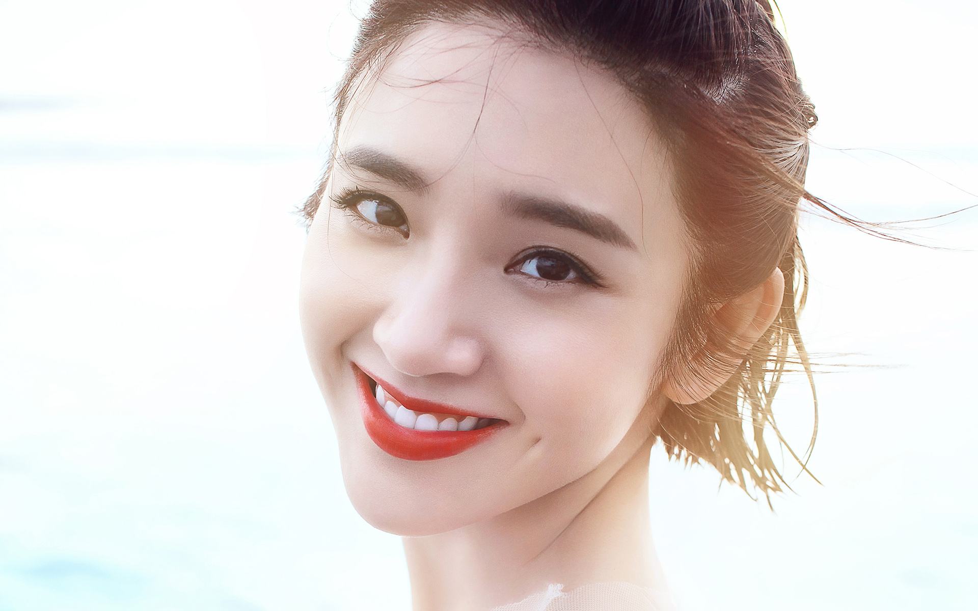 心理测试:哪个笑容最治愈人心,测测奇迹会不会发生在你身上