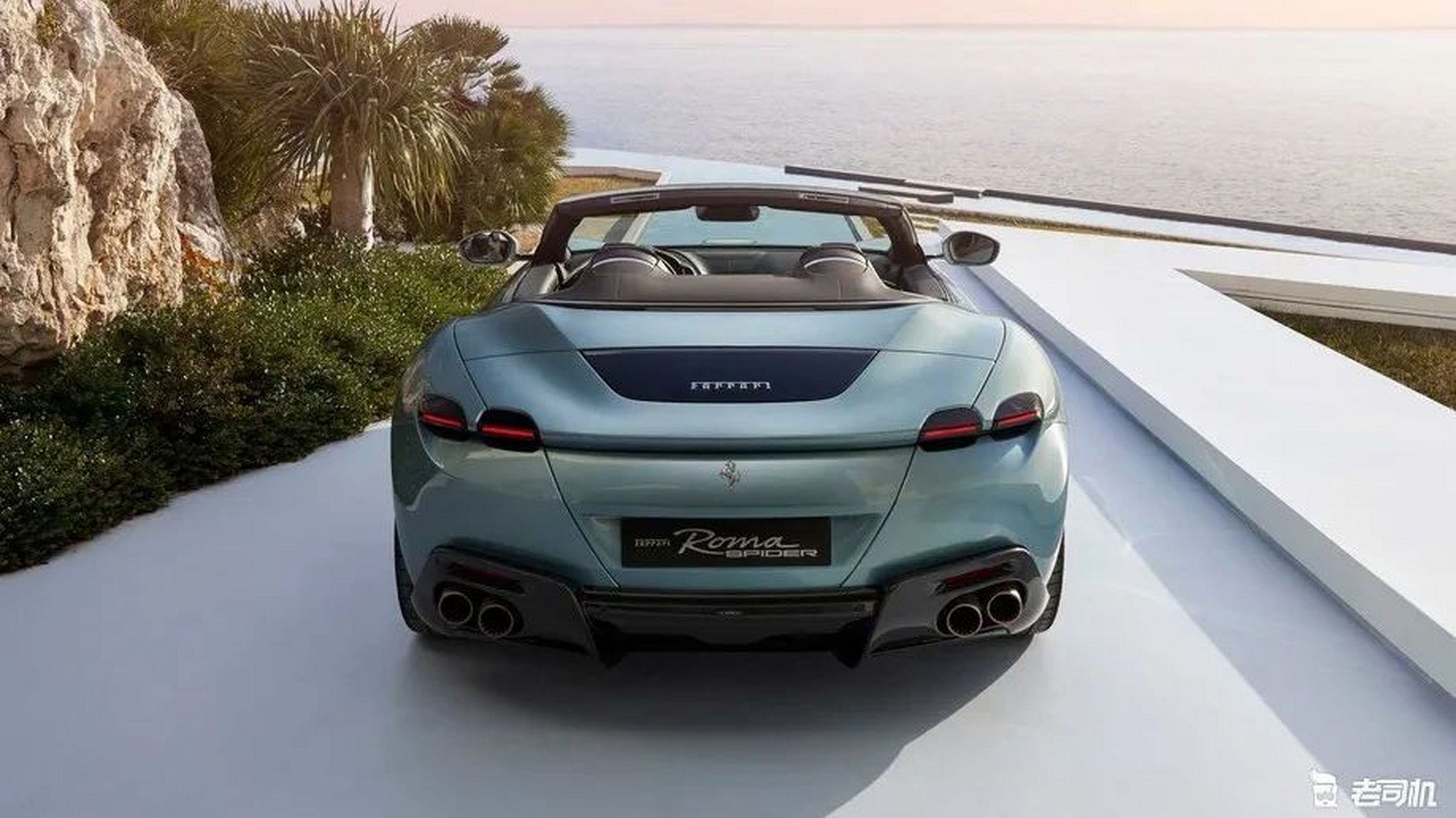 法拉利romaspider是入门级敞篷超跑,售价预计比硬顶版贵30万左右.