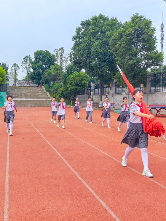 成都市雙流區西航港小學|童趣六一,陽光男孩陽光女孩