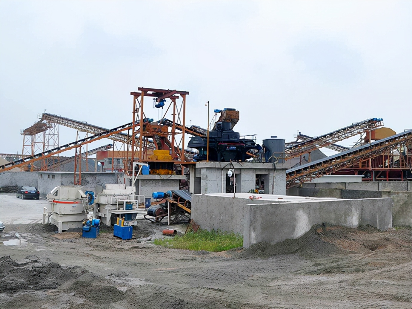 砂石加工现场