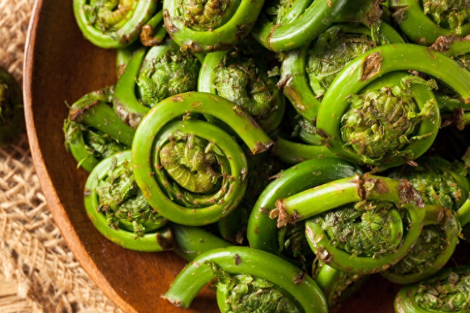 吃这4种蔬菜才真的要注意,或有毒致癌 1,红凤菜  红凤菜又被称为观音