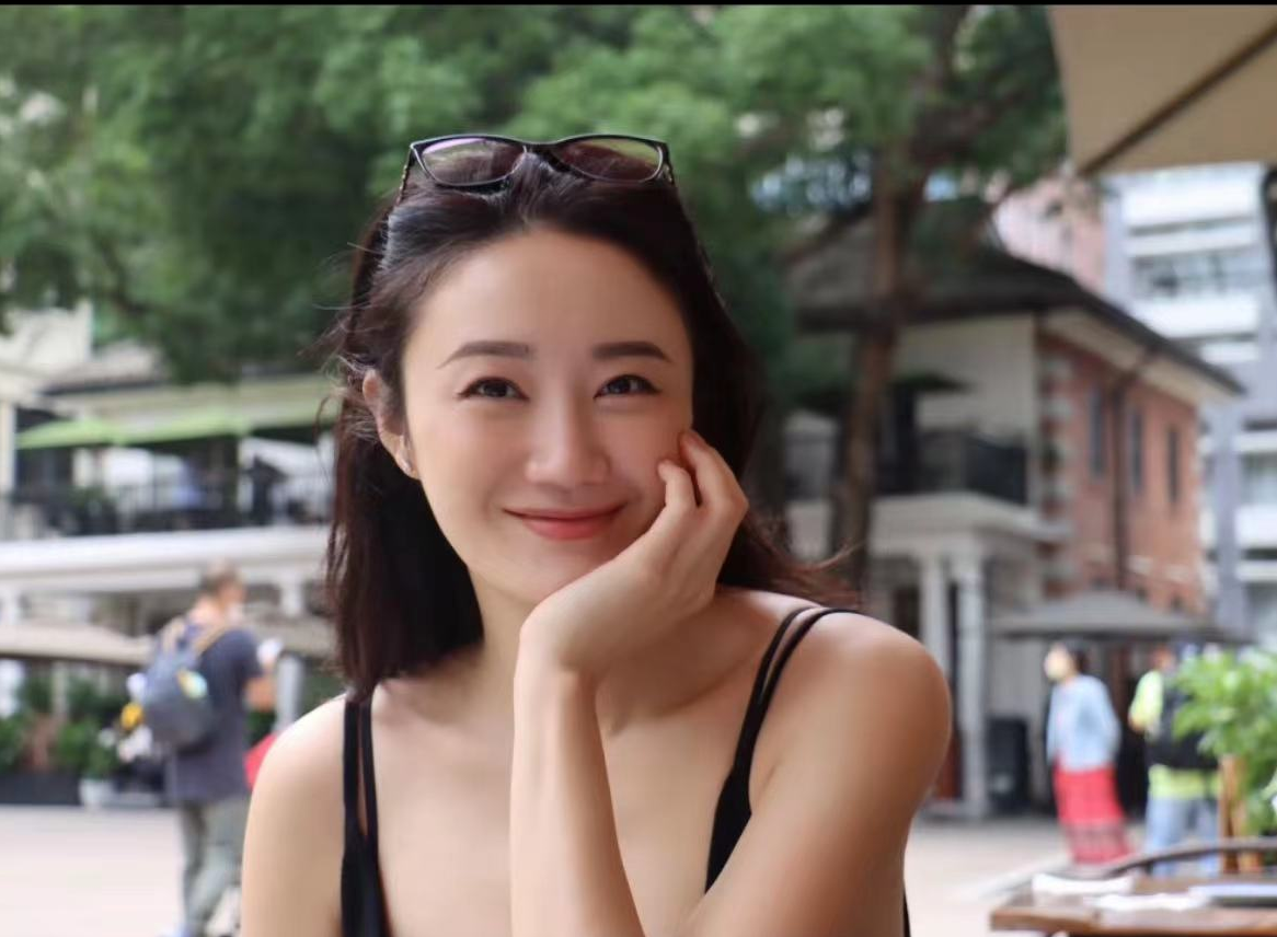 凤凰台美女主持田桐入院治疗,术后腹腔感染肠梗阻,称与减肥有关