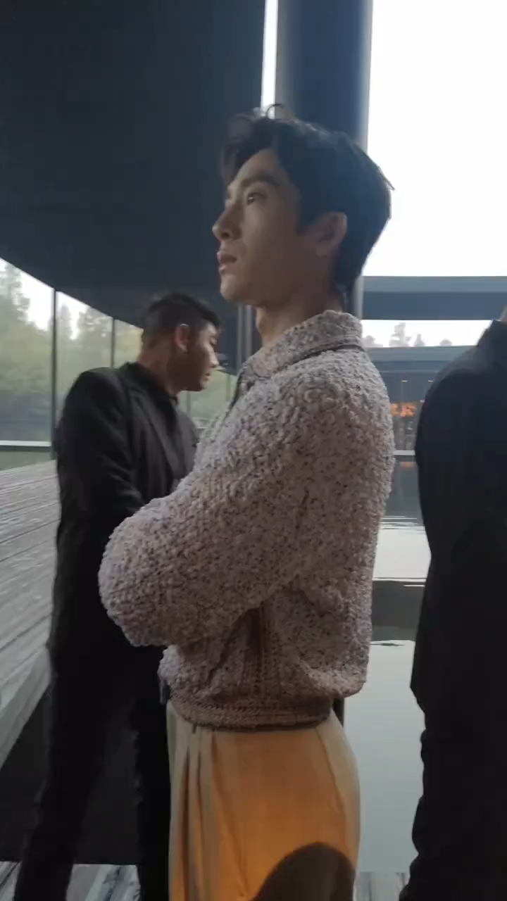 井柏然线下活动路透