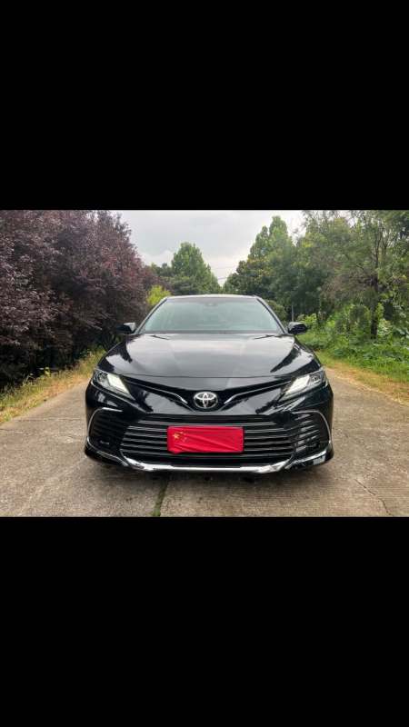 992w23年丰田凯美瑞20l自动运动顶配版