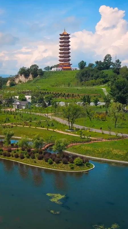 鹤岗市欣虹湖夏秋风光掠影