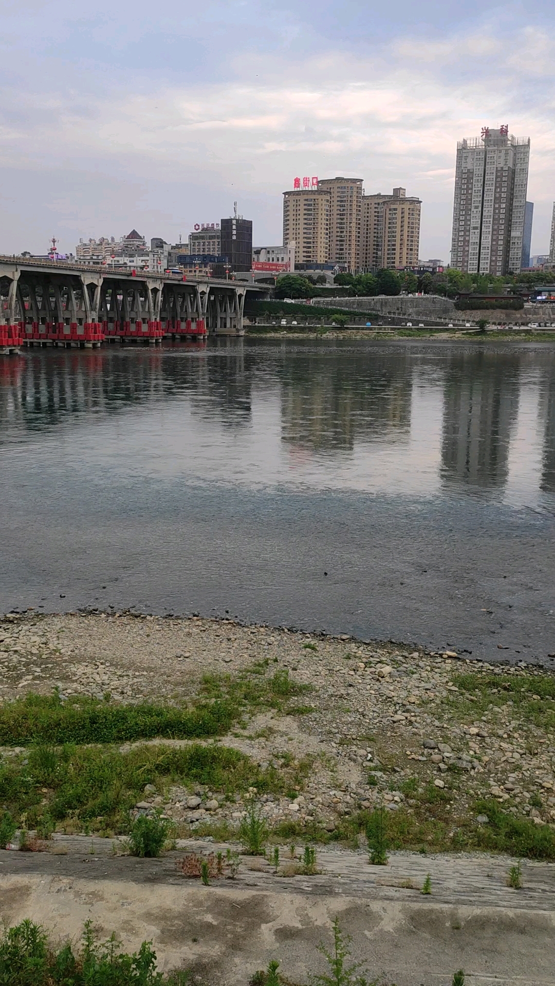 一江清水供北京,陕西汉江,绿水青山.