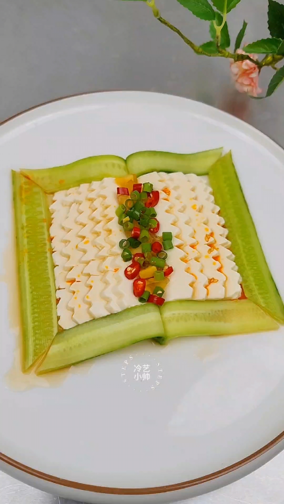 皮蛋豆腐的简笔画图片