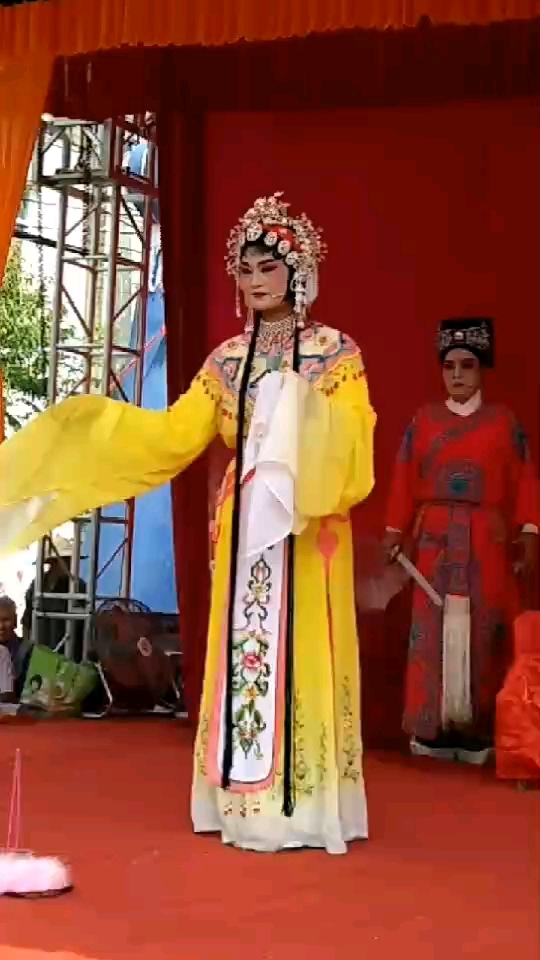 湖北荆州花鼓戏,地方戏曲文化,青年戏曲传播者,演出现场视频