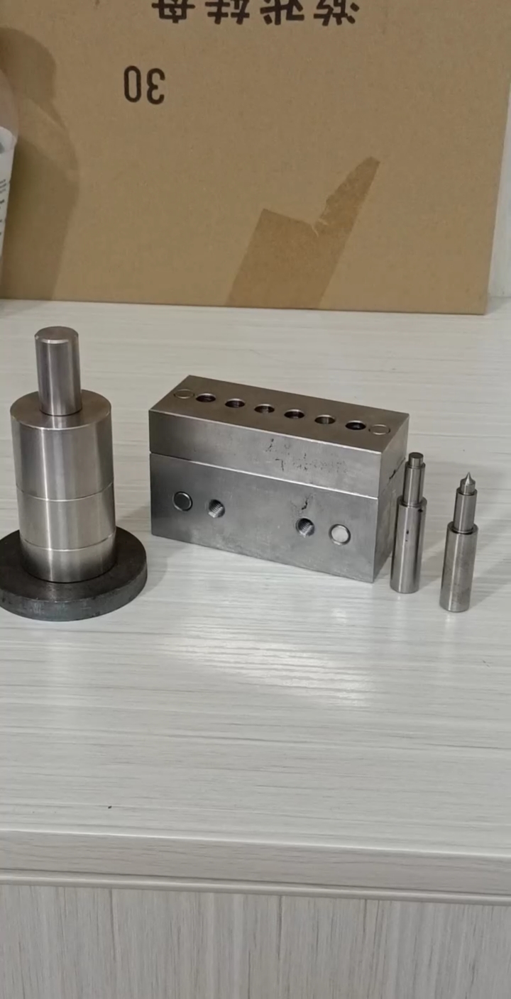 户外五金路亚铅坠模具