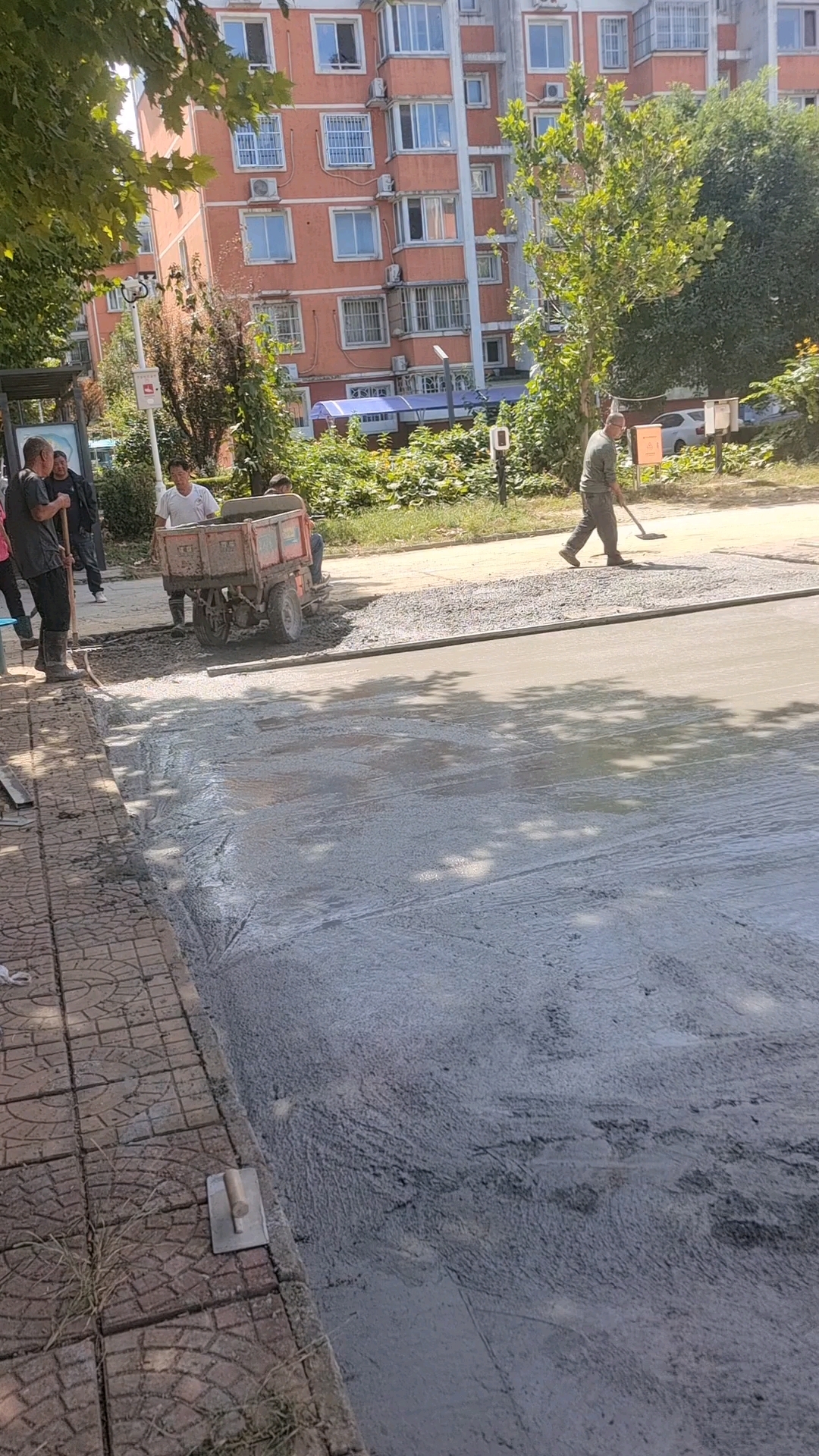 田家园小区场坪地面硬化