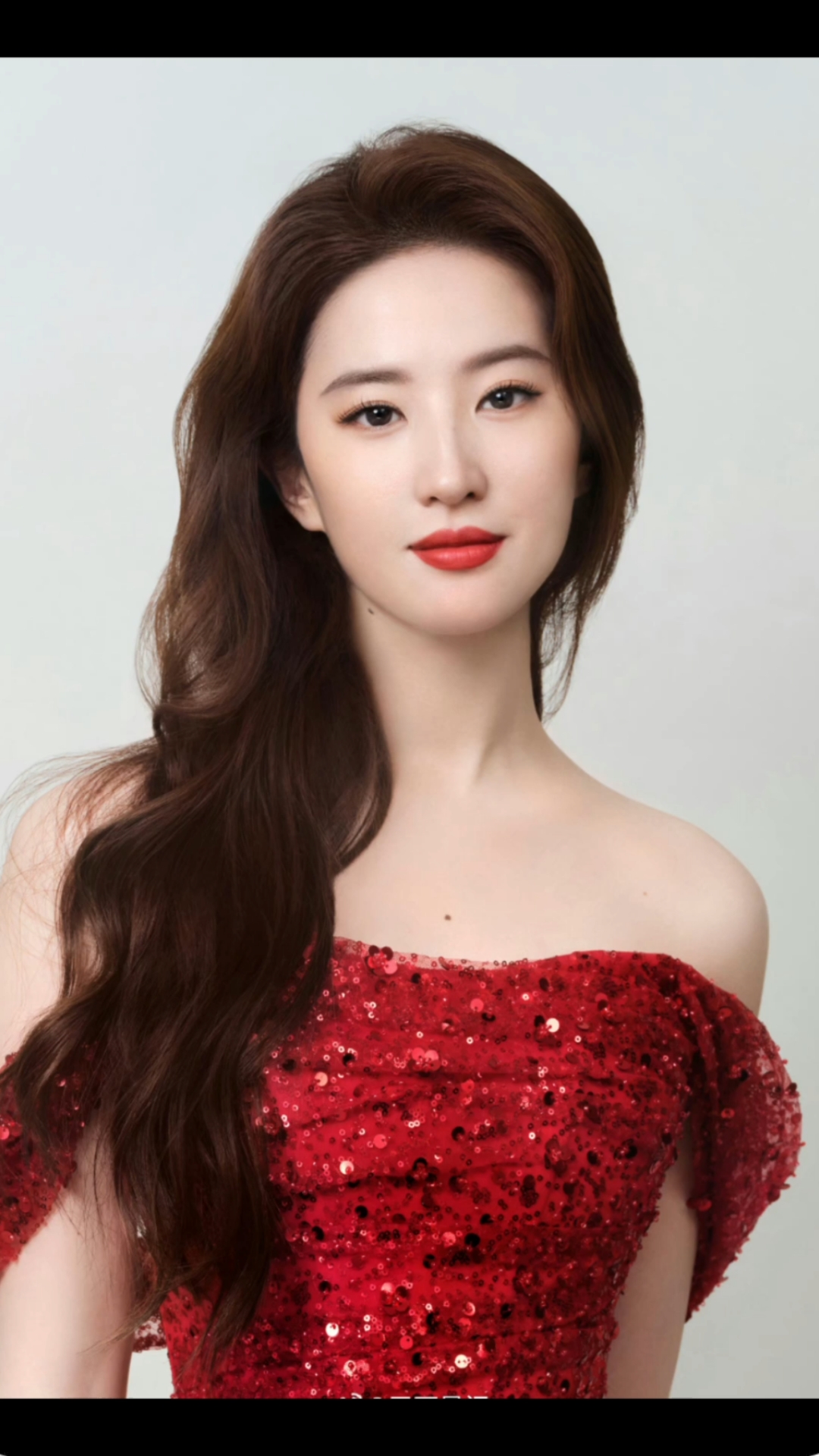 刘亦菲,红衣大波浪,妩媚多情!