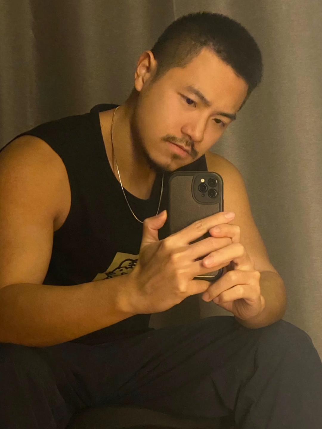 可爱帅气又呆萌的胡子帅哥