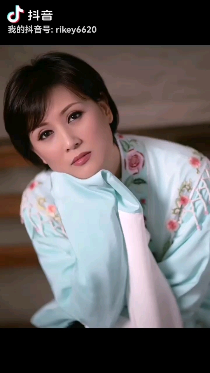 十帧罕见照片,见证越剧"单美人"单仰萍之美