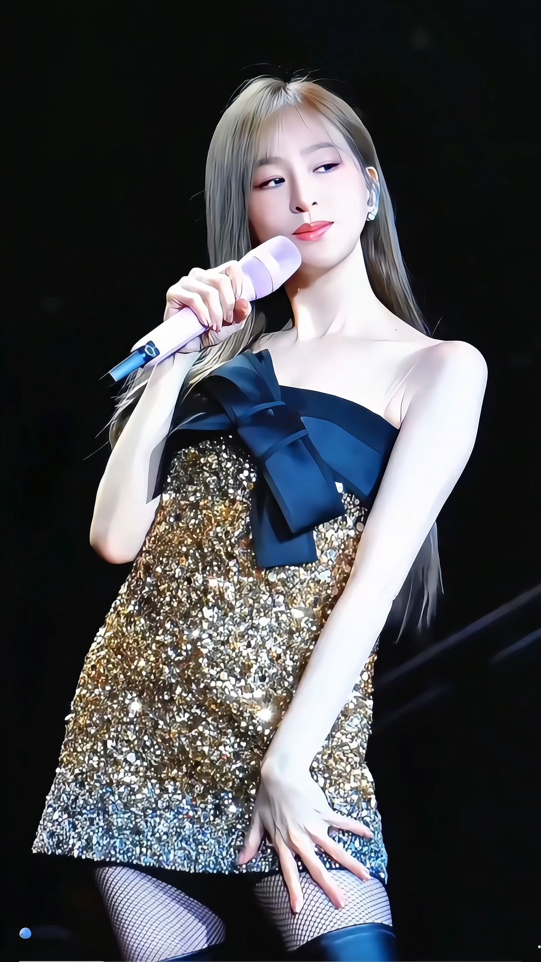 王心凌吴克群方回应机场同进同出:两场演出遇到心凌同台演出而已