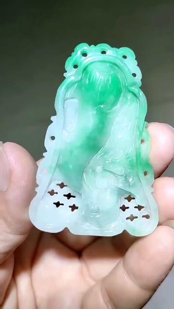 旧藏翡翠翠玉镂空牌子,好品,长6厘米左右,下乡一线货#古玩