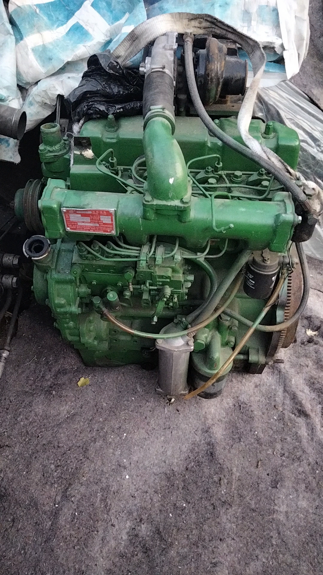 潍柴华丰动力125马力拖拉机专用