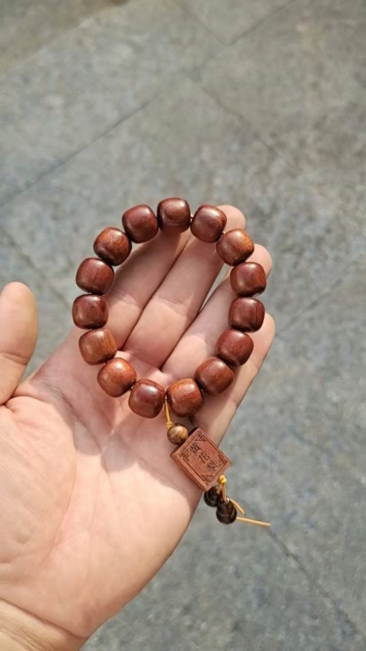 黄花梨手串文玩手串