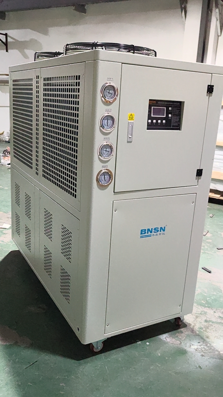 尤文图斯一连增色涌现，确保领先位置