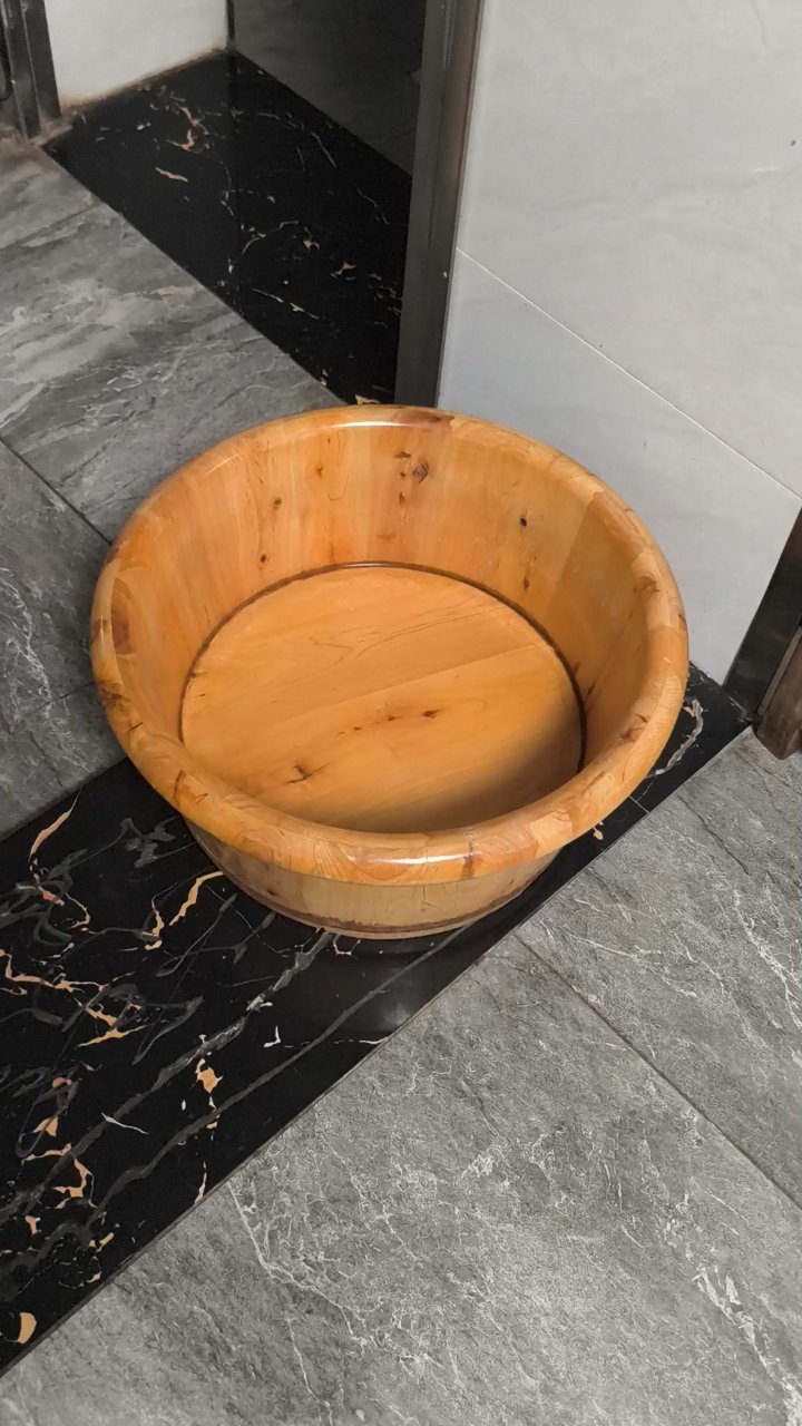 泡脚木盆